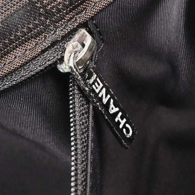 مملوكة مسبقًا Chanel Brown Jacquard Nylon Travel Line Shoulder Bag