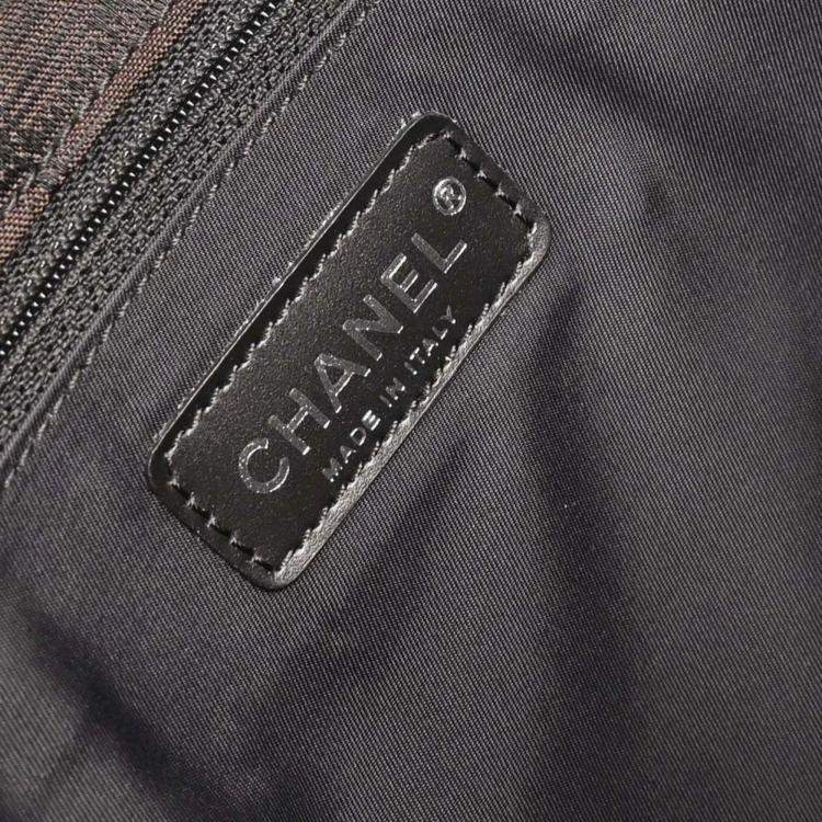 مملوكة مسبقًا Chanel Brown Jacquard Nylon Travel Line Shoulder Bag