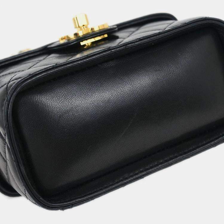 Pre Owned Chanel Black Lambskin Vanity Shoulder Bag