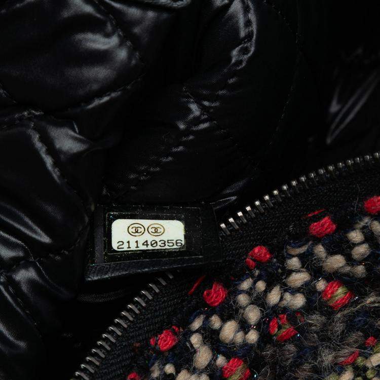 Pre Owned Chanel Blue Quilted Tweed and Wool Cosmetic Pouch