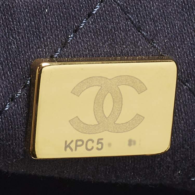 Pre Owned Chanel 22 Mini Ombre Blue Quilted Leather Chain Bag