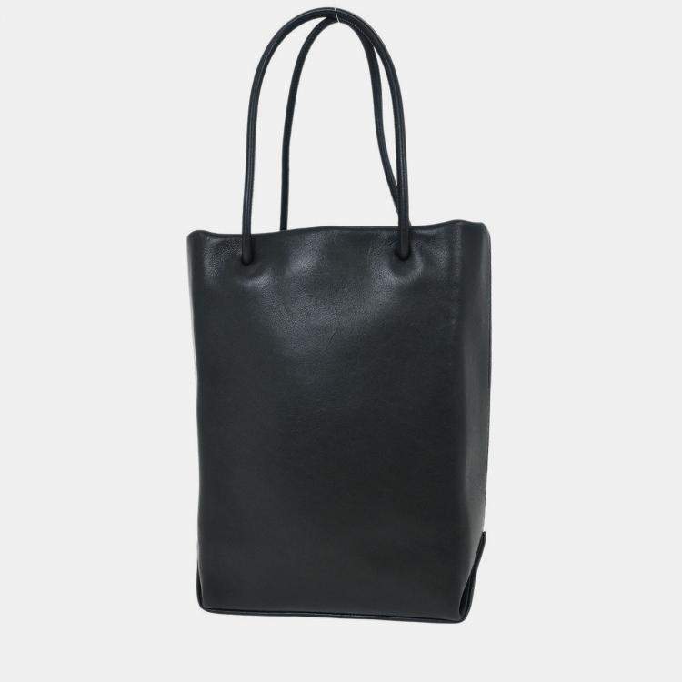 Pre Owned Chanel Black Calfskin Essential Tote Bag