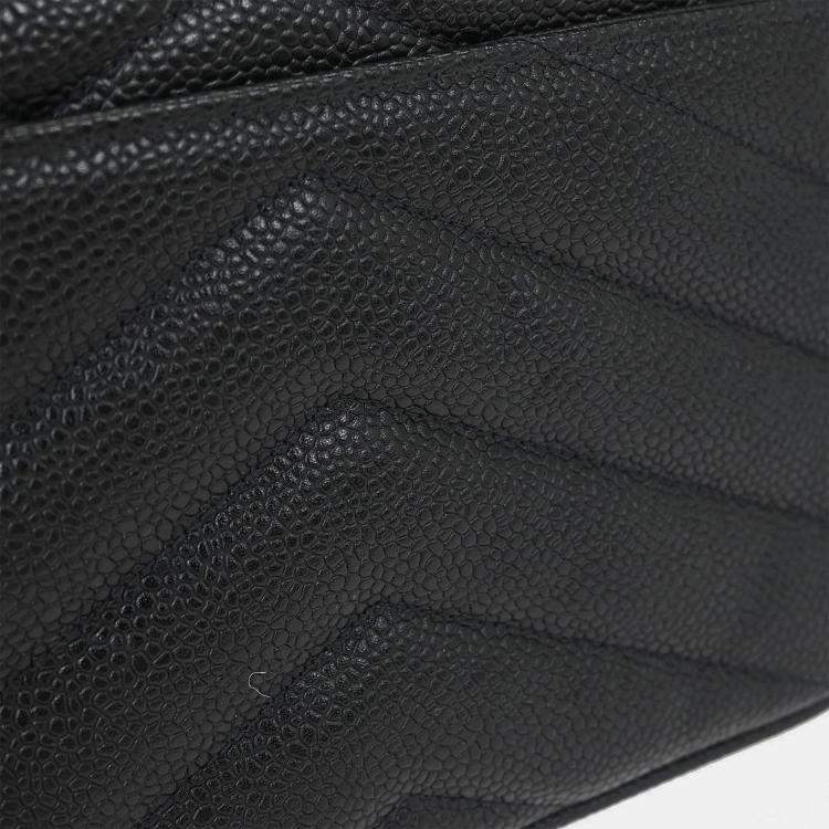 مملوكة مسبقًا Chanel Black Calfskin Chevron Single Flap Shoulder Bag