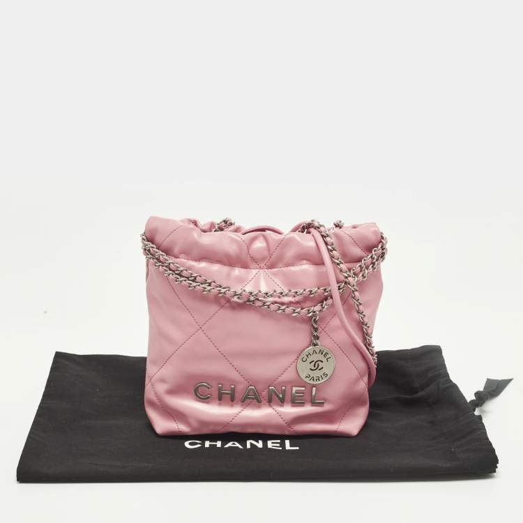 مملوكة مسبقًا Chanel 22 Mini Pink Quilted Leather Chain Bag