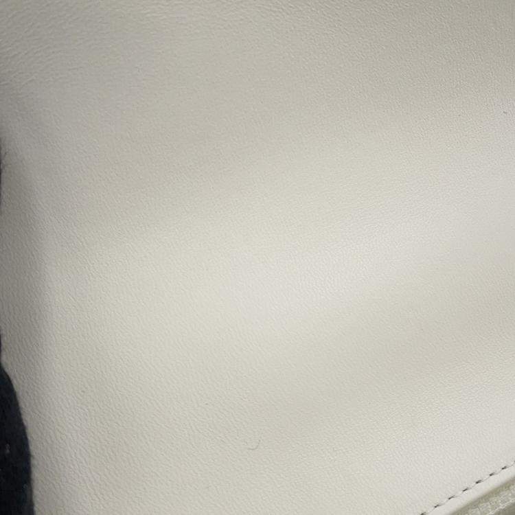 Pre Owned Chanel Matelasse Coco Mark Lambskin Chain Shoulder Bag White