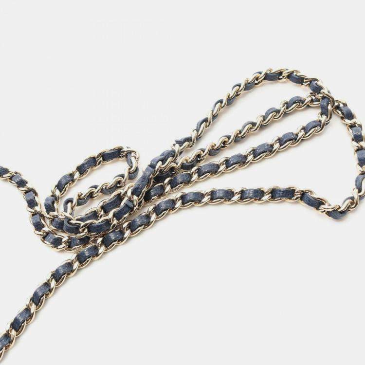 مملوكة مسبقًا Chanel Matelasse Shoulder Bag In Calfskin Leather Navy Blue