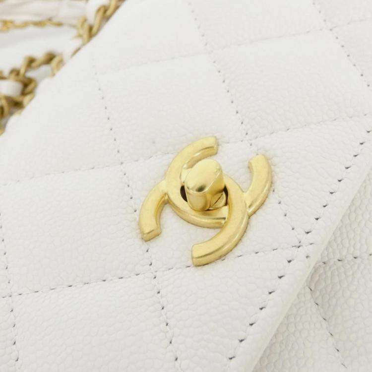 Pre Owned Chanel White Leather Chain Clutch