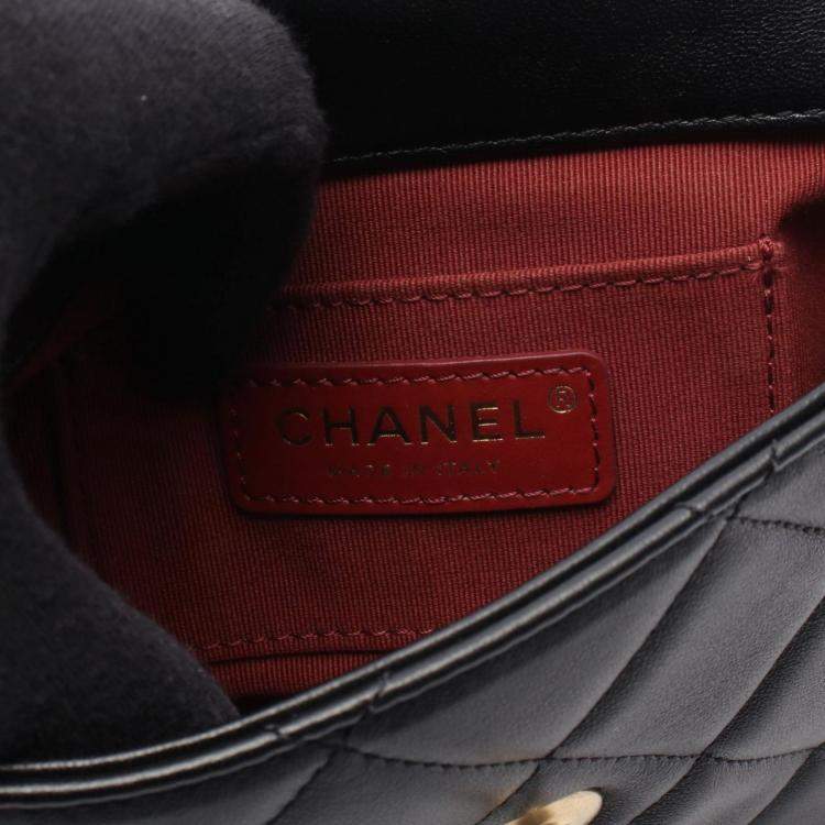 Pre Owned Chanel Matelasse Shoulder Bag Lambskin Leather Black