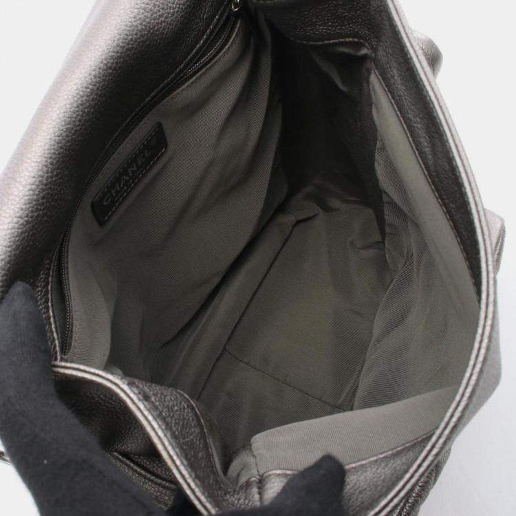 Pre Owned Chanel Matelasse Backpack Leather Silver