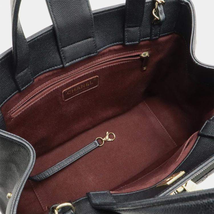 Pre Owned Chanel Matelasse Small Handbag With Chain Shoulder Strap Caviar Skin Black