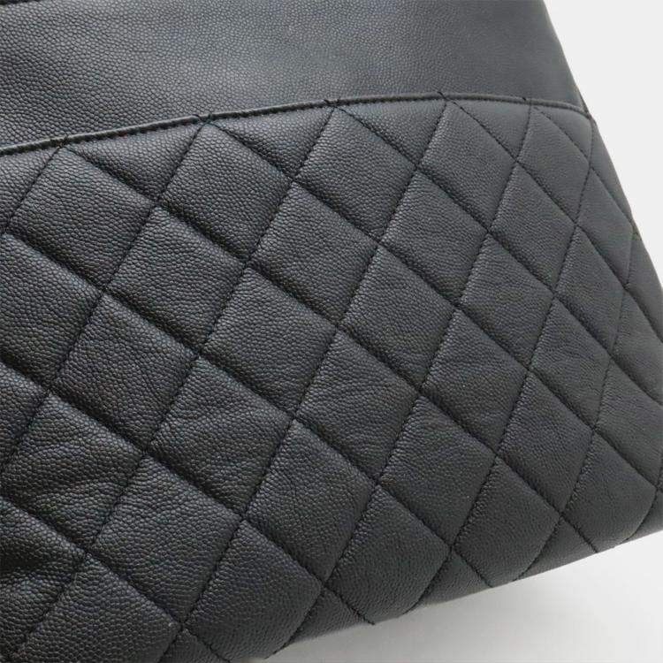 Pre Owned Chanel Matelasse Small Handbag With Chain Shoulder Strap Caviar Skin Black