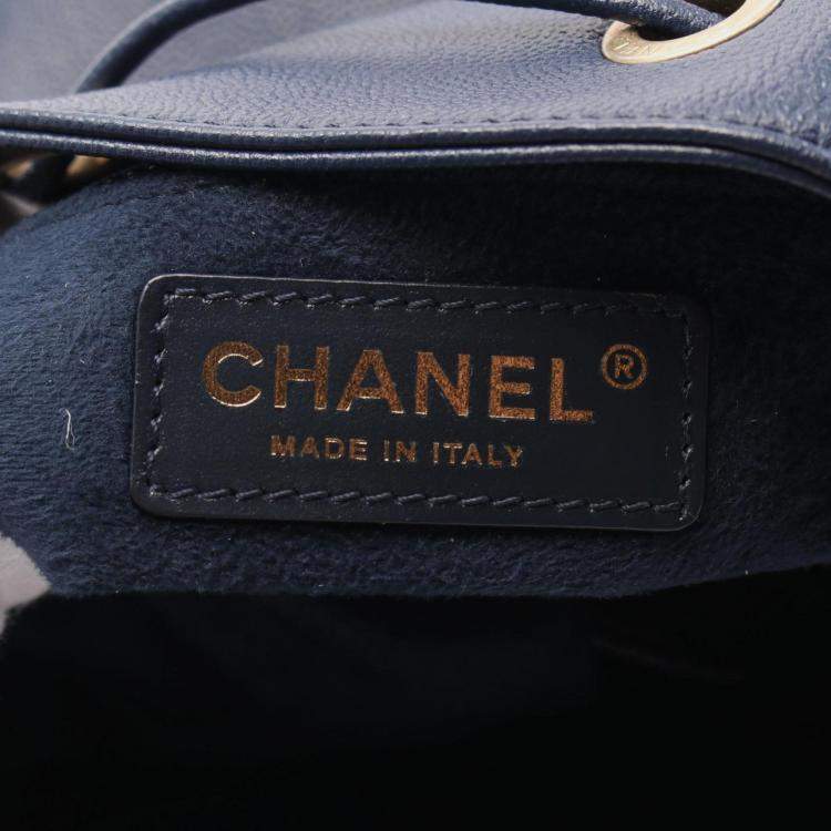 مملوكة مسبقًا Chanel Deauville Shoulder Bag Leather Grained Calfskin Navy