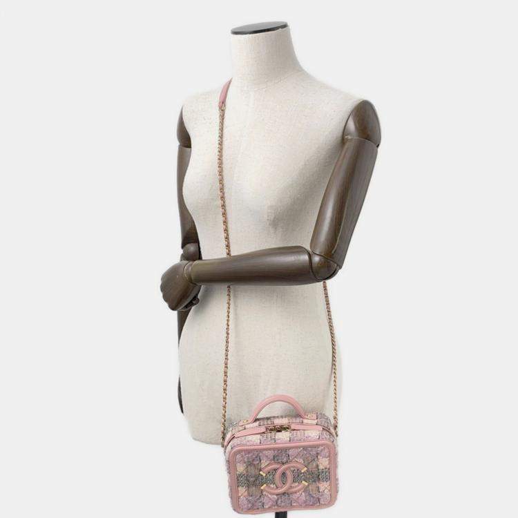 مملوكة مسبقًا Chanel Cc Filigree Tweed Vanity Bag Small Chain Shoulder