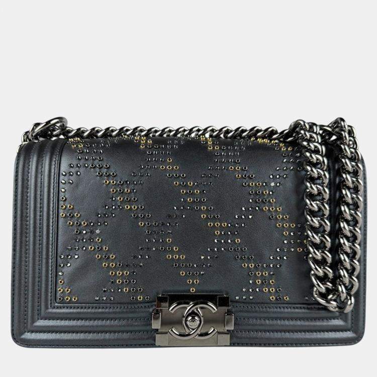 Pre Owned Chanel Boy Chanel Shoulder Bag In Leather And Metallic Gray