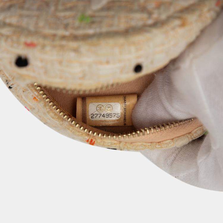 مملوكة مسبقًا Chanel Brown CC Quilted Tweed Round Crossbody