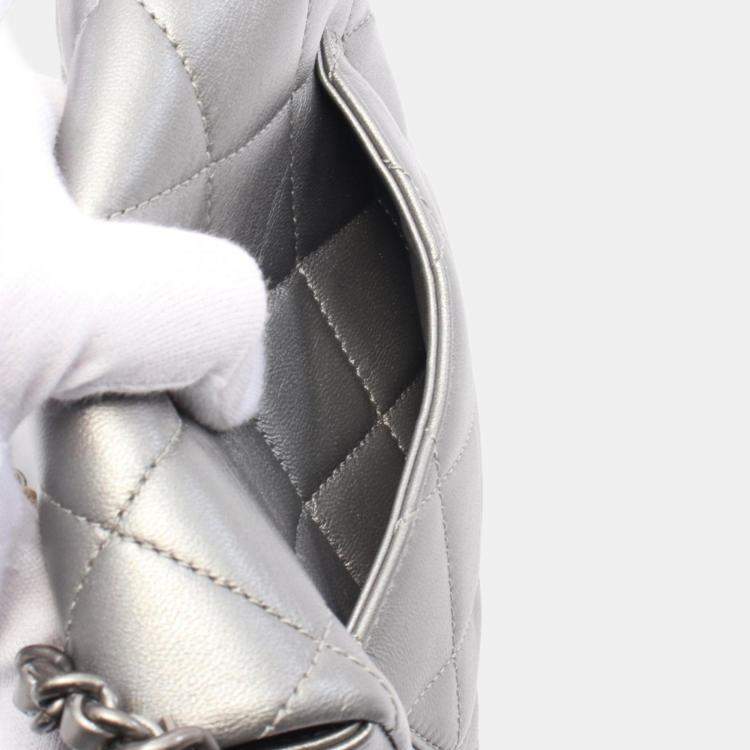 Pre Owned Chanel Matelasse Shoulder Bag Leather Silver