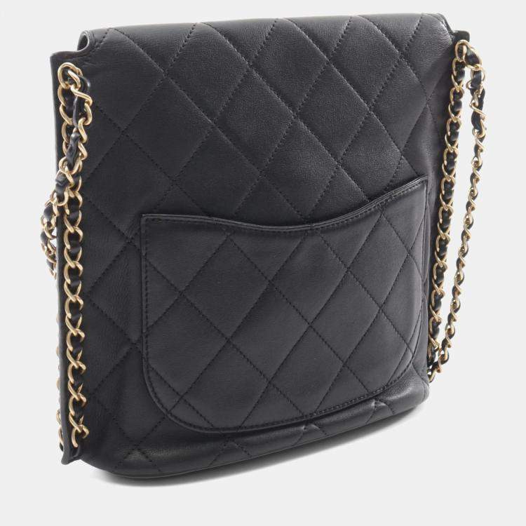 Pre Owned Chanel Matelasse Shoulder Bag Lambskin Leather Black