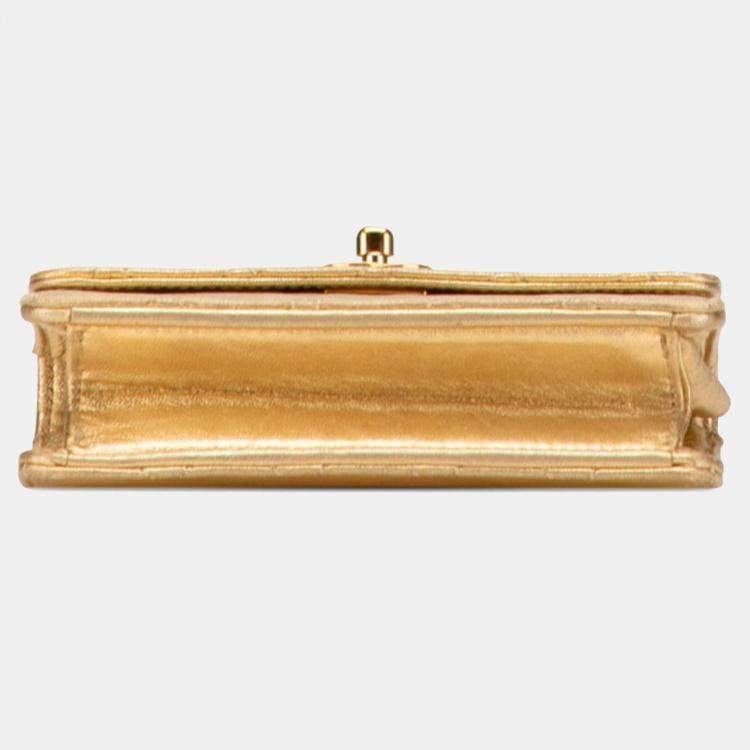 مملوكة مسبقًا Chanel Mini Matelasse Coco Mark Chain Shoulder Bag In Gold Lambskin