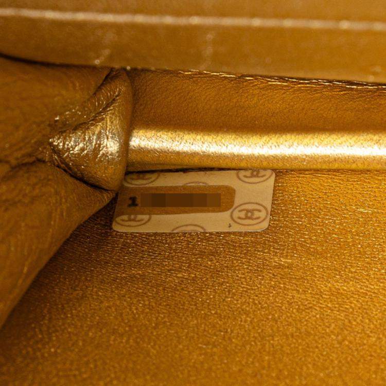 مملوكة مسبقًا Chanel Mini Matelasse Coco Mark Chain Shoulder Bag In Gold Lambskin