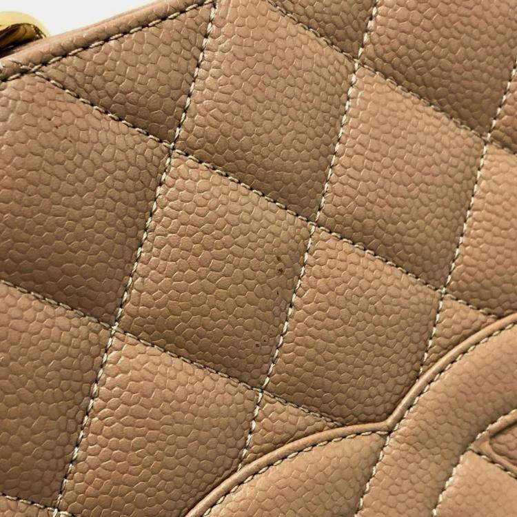 مملوكة مسبقًا Chanel Deka Coco Cc Mark Tote Bag Matelasse Double Chain Shoulder Caviar Skin Beige