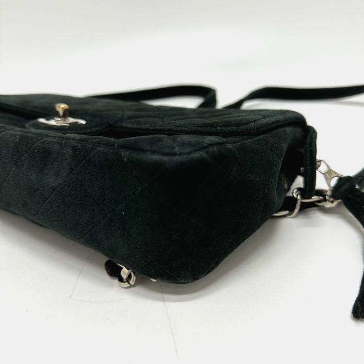 Pre Owned Chanel Matelasse Chain Backpack Velour Black