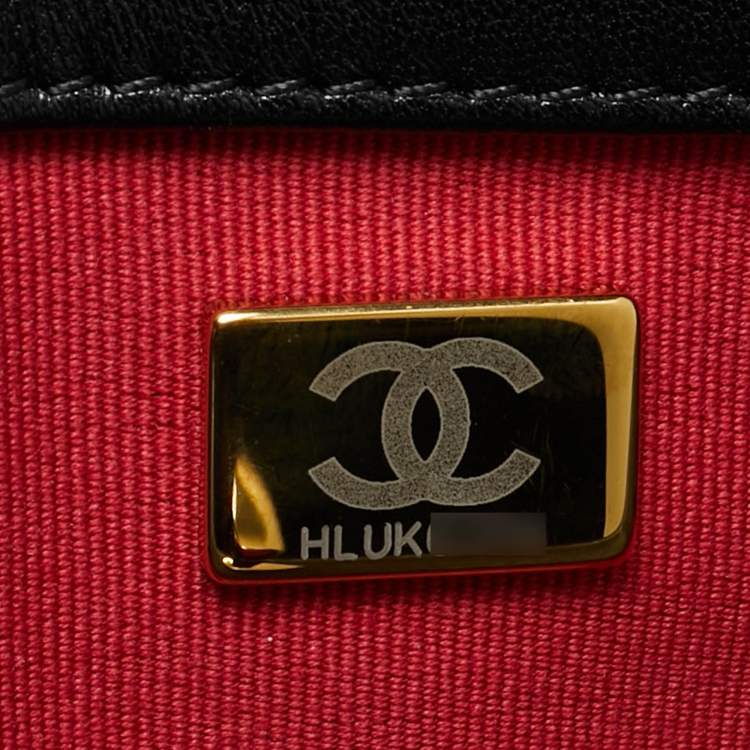 Pre Owned Chanel Vertical 19 Black Quilted Leather Shopping Bag