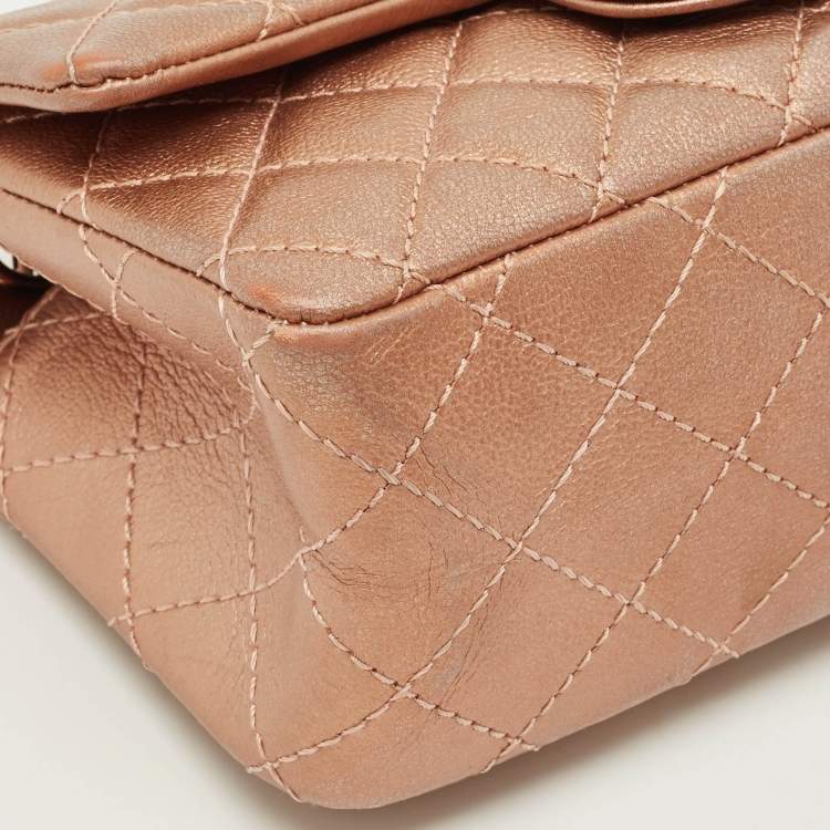 مملوكة مسبقًا Chanel Reissue 2.55 Classic 224 Rose Gold Quilted Leather Flap Bag