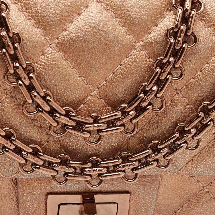 مملوكة مسبقًا Chanel Reissue 2.55 Classic 224 Rose Gold Quilted Leather Flap Bag