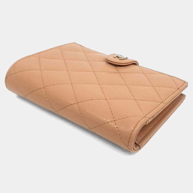 Pre Owned Chanel beige Caviar Passport Holder