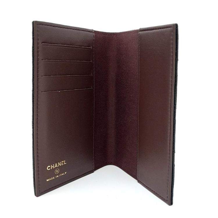 Pre Owned Chanel Black Caviar Passport Wallet