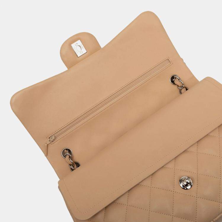 Pre Owned Chanel Beige Jumbo Classic Lambskin Double Flap