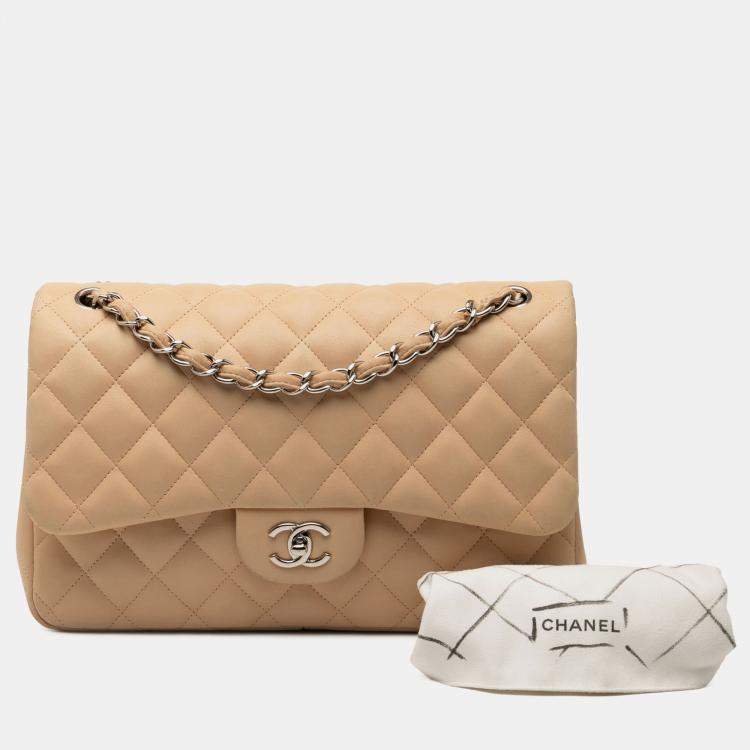 Pre Owned Chanel Beige Jumbo Classic Lambskin Double Flap