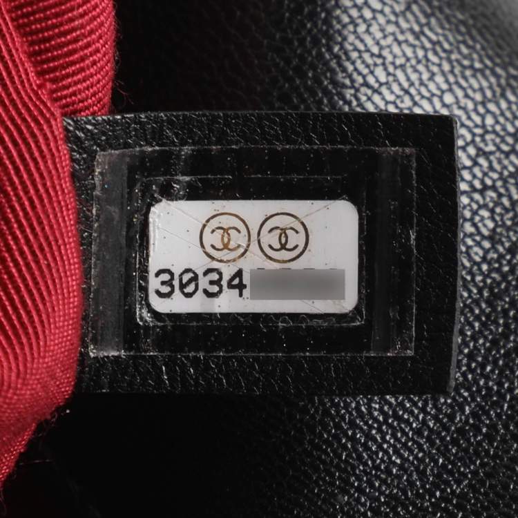 Pre Owned Chanel 19 Maxi Black Quilted Leather Flap Bag