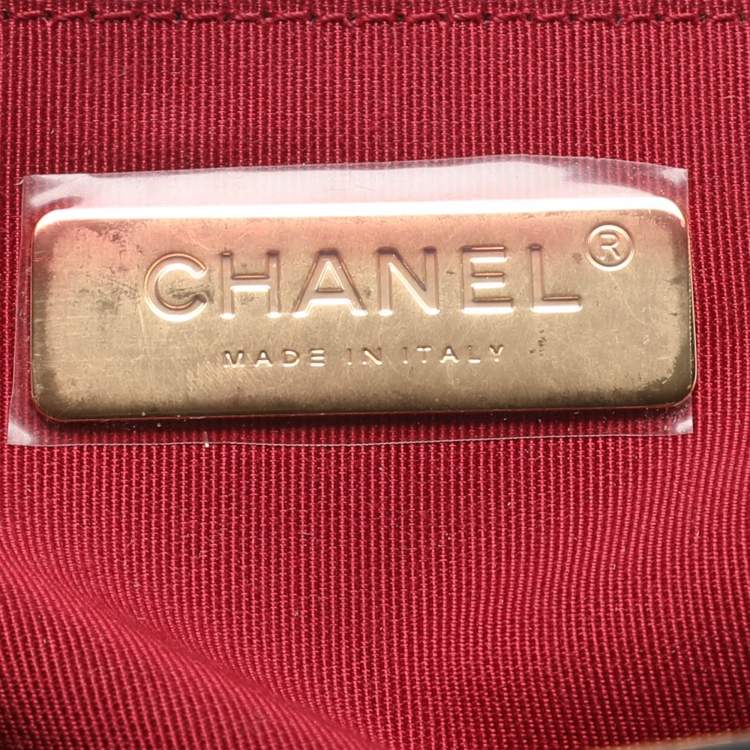 Pre Owned Chanel 19 Maxi Black Quilted Leather Flap Bag