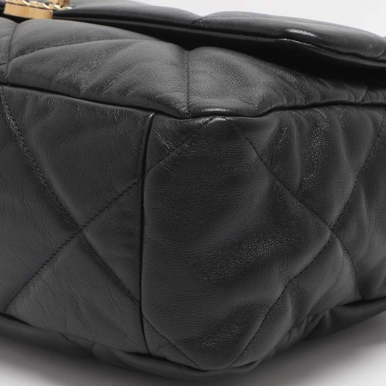 Pre Owned Chanel 19 Maxi Black Quilted Leather Flap Bag