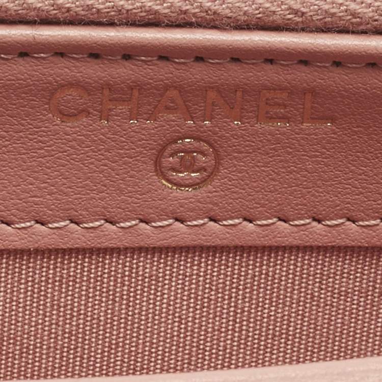 Pre Owned Chanel Deauville Double Zip Pink Fabric Chain Clutch 