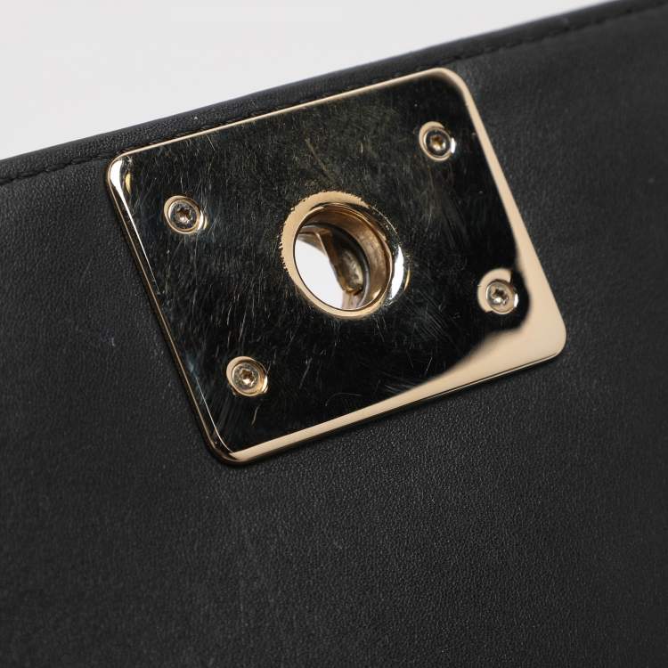 Pre Owned Chanel Boy Medium Black Quilted Leather Flap bag