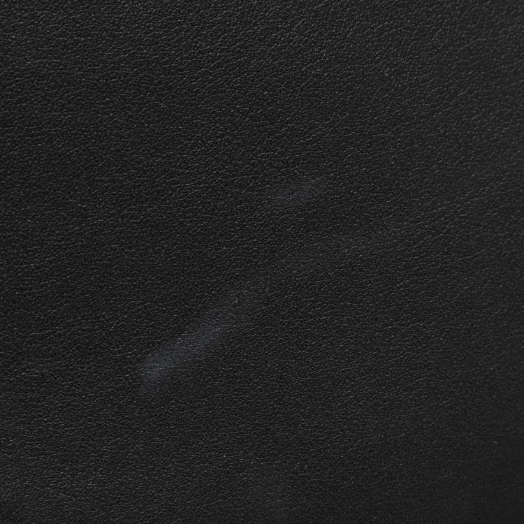 Pre Owned Chanel Boy Medium Black Quilted Leather Flap bag