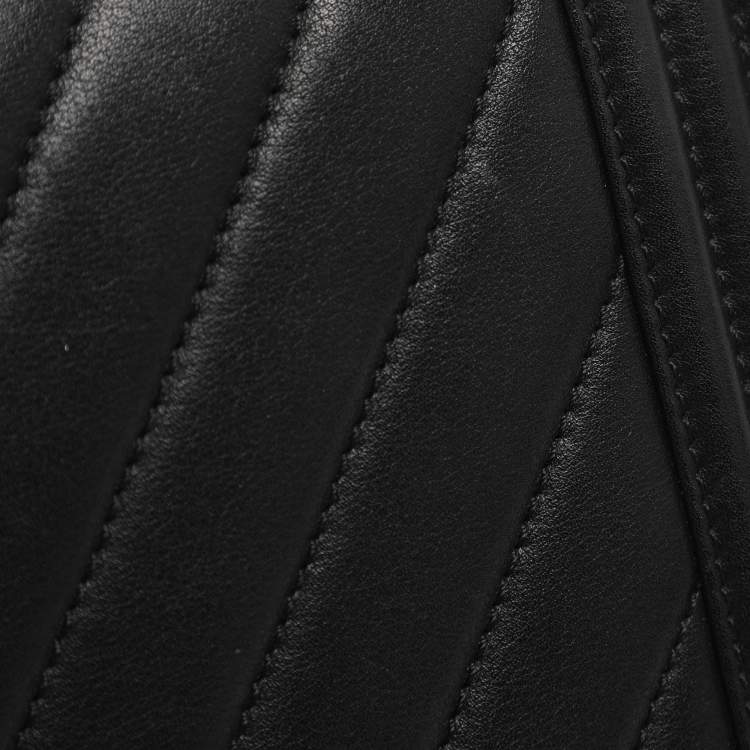 Pre Owned Chanel Boy Medium Black Quilted Leather Flap bag