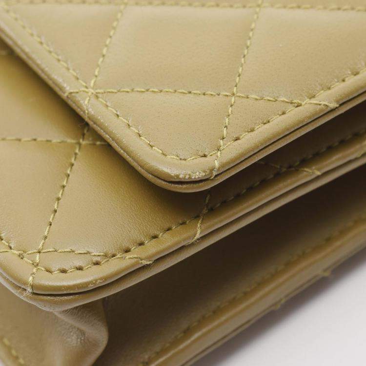 مملوكة مسبقًا Chanel CC Strass on Top Khaki Leather Wallet on Chain