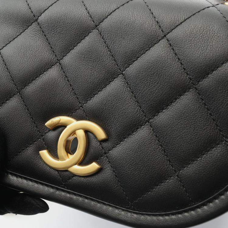 Pre Owned Chanel CC Messenger Flap Small Black Leather Shoulder Bag