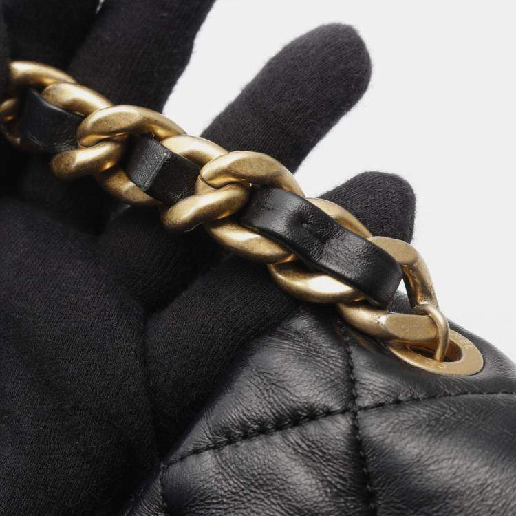 Pre Owned Chanel Lacquered Chain Flap Mini Black Lambskin Quilted Shoulder Bag