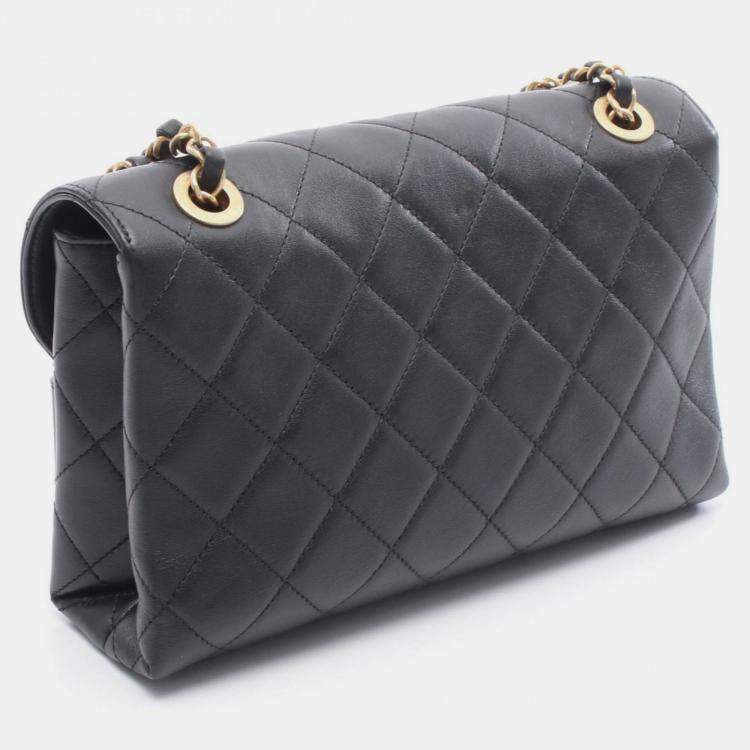 Pre Owned Chanel Enchained Black Leather Flap Bag