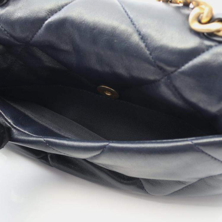 Pre Owned Chanel 19 Navy Blue Leather Shoulder Bag