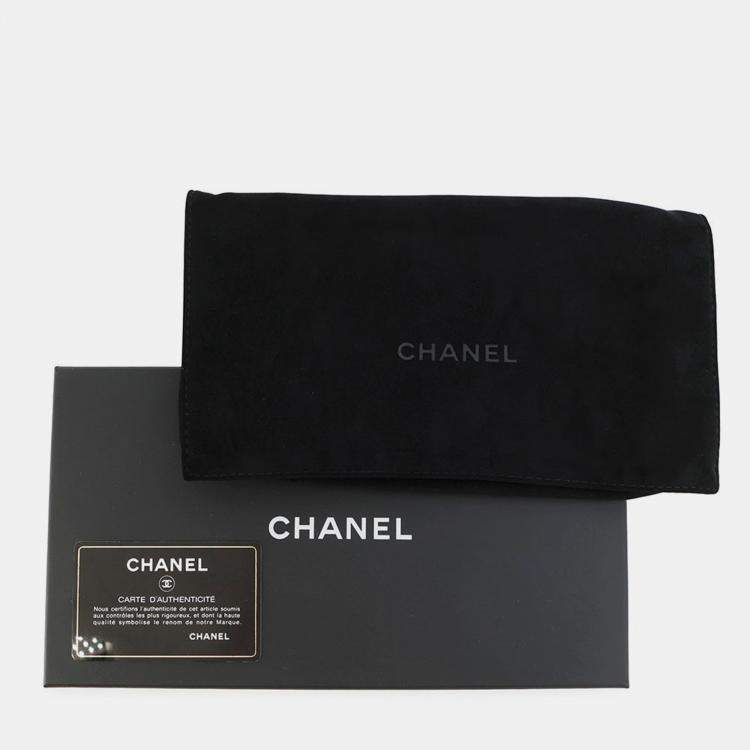 مملوكة مسبقًا Chanel Chanel19 Long Flap Wallet Green Lambskin
