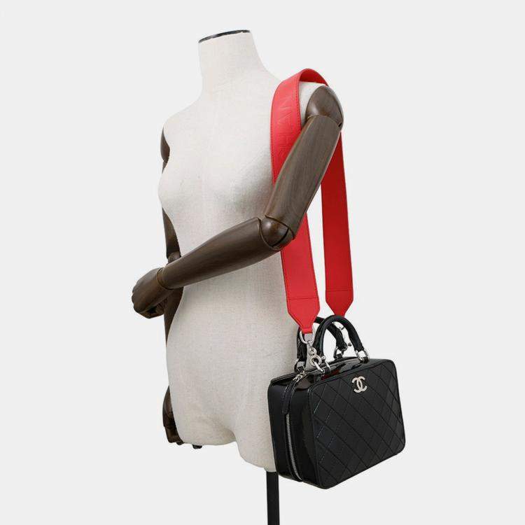 Pre Owned Chanel Vanity Black Patent Leather