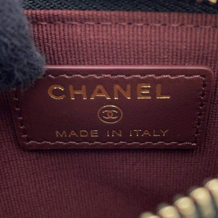 Pre Owned Chanel Matelasse Classic Zip Fragment Black Caviar