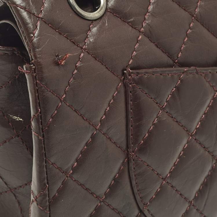 Pre Owned Chanel Lucky Charm Reissue 2.55 Classic 225 Dark Burgundy Aged Quilted Leather Flap Bag