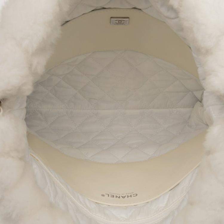 Pre Owned Chanel White CC Shearling Coco Neige Backpack