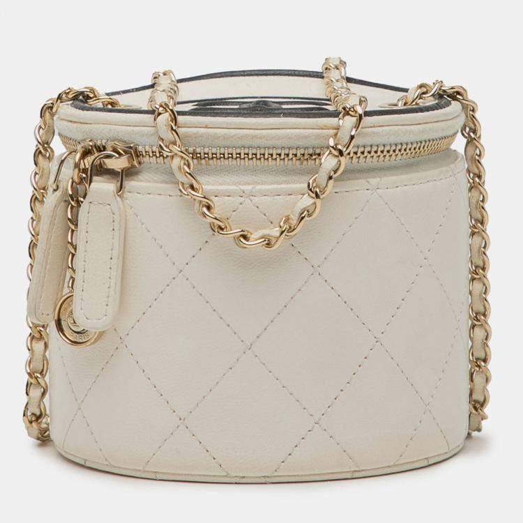 Pre Owned Chanel White Quilted Lambskin Chain and Charm Vanity Case